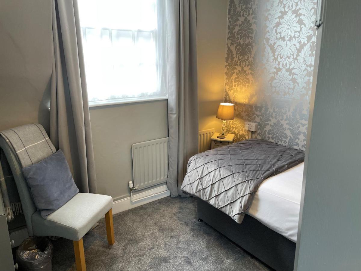 Gloucester House Weymouth Rum bild